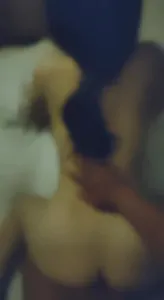 不說很漂亮，但是很真實的人妻，她老公推薦認識的